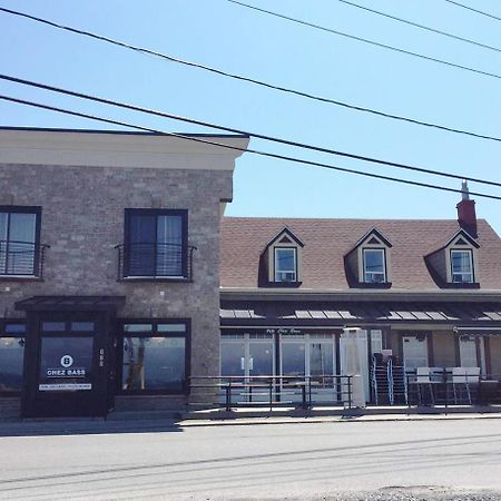 Le Littoral Bistro Gourmand Et Auberge Hotell Sainte Anne-des-Chênes Eksteriør bilde