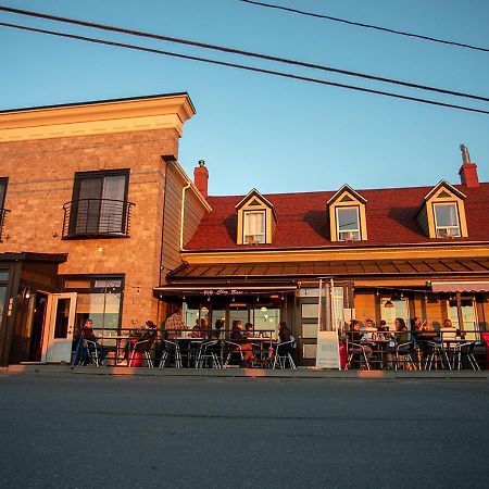 Le Littoral Bistro Gourmand Et Auberge Hotell Sainte Anne-des-Chênes Eksteriør bilde